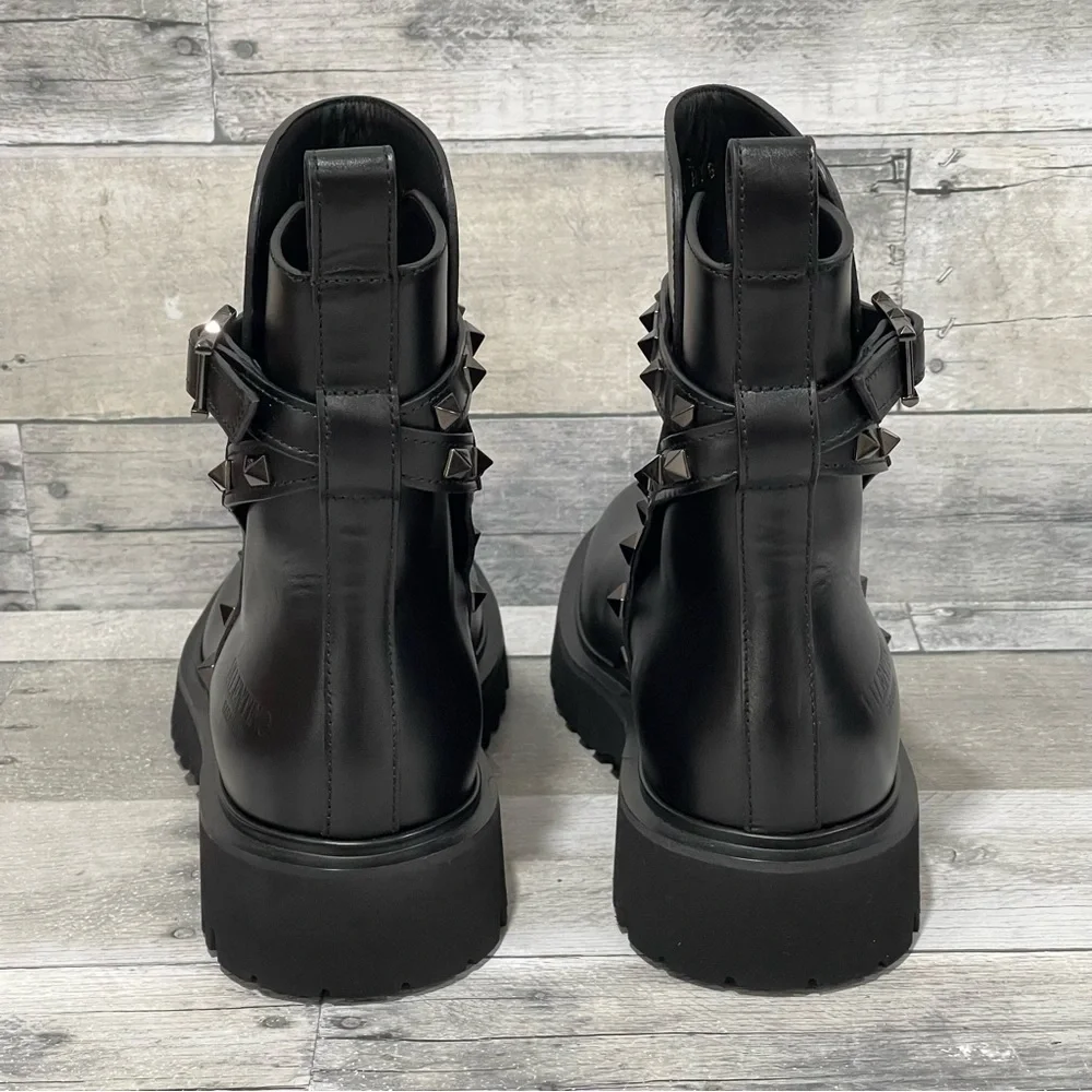Valentino Garavani Rockstud Women’s Combat Boot - Black - SZ - 6.5 .US/36.5 .EU - Picture 7 of 13